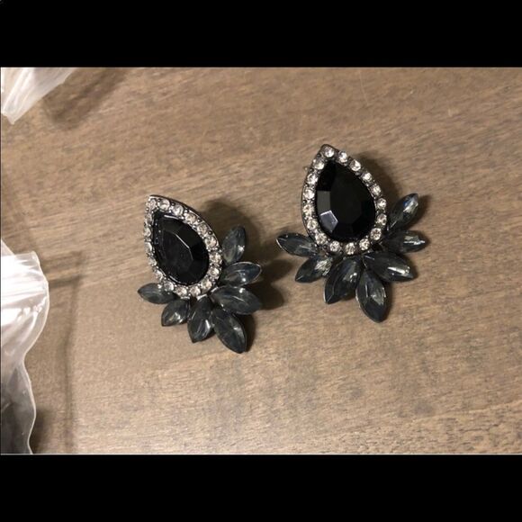 Tear Drop Earrings - Picture 3 of 6